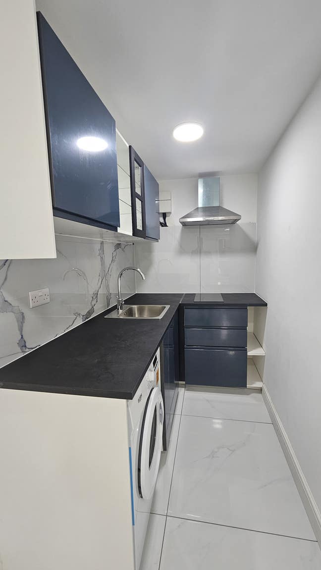 Studio room in Woking Main Photo