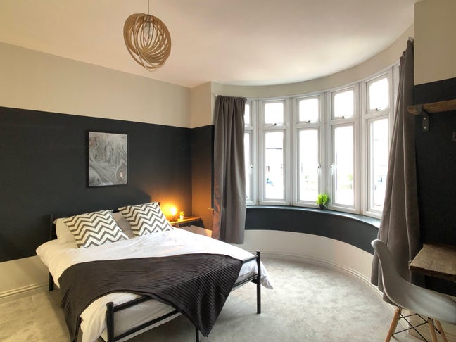 Extra large en-suite room Main Photo