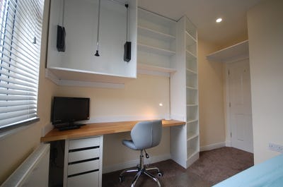 Room Available In Our 4 Bed Houseshare! Main Photo
