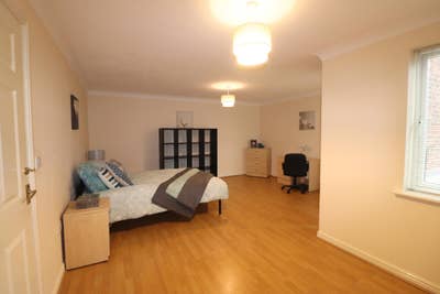 House Share in Heaton Main Photo