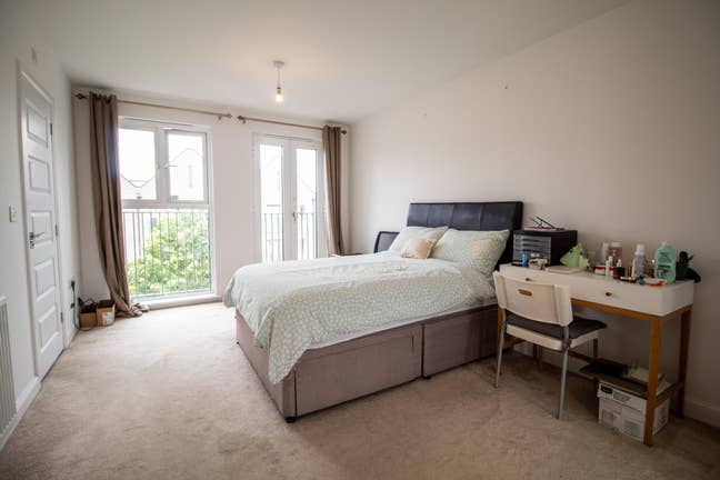 Large En-Suite Room, Osprey Drive, CB2 (83OD3) Main Photo