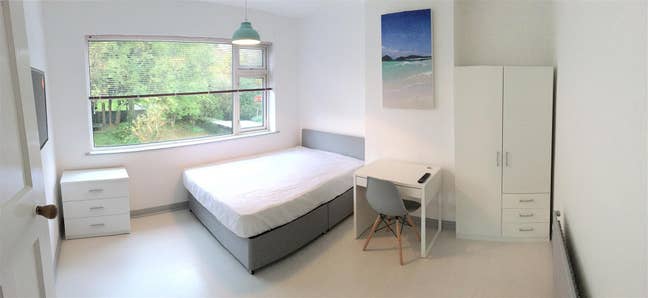 4 bed student house to rent Main Photo