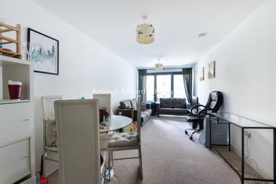 En-Suite Double | Canada Water | Gym + Concierge Main Photo