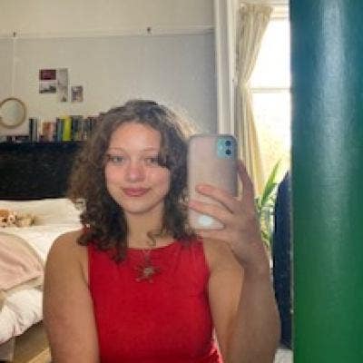Female flatmate looking for late august move in  Main Photo