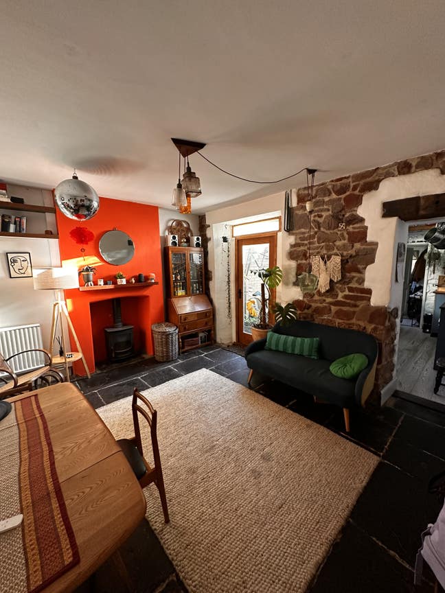 Double room in cosy east Bristol house Main Photo