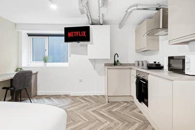 1 bed student house to rent Main Photo