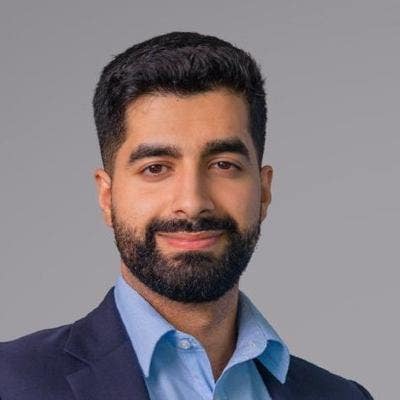 Professional Male seeks a double room Main Photo