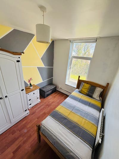 Sydenham Comfort✨Room Available Today - Chill 🏡 Main Photo