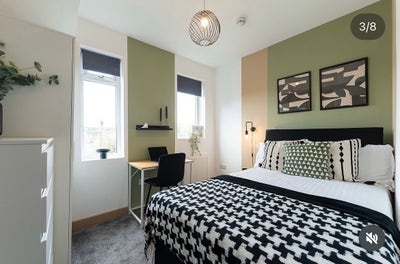 Refurbished houseshare - all bills incl. Main Photo