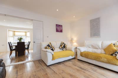 3 double rooms available in house share Main Photo