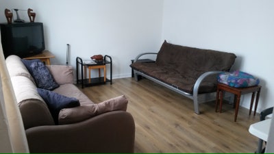 Double Room in Hayes / Hayes & Harlington Station Main Photo