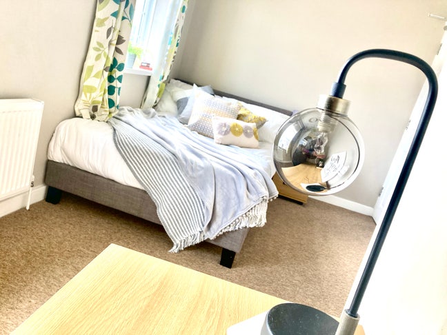 Welcome Home 🏡 a Space to Make Your Own 💛
 Main Photo