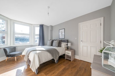 😍Stunning Ensuite✨Roof Terrace🏡North Acton🚆 Main Photo