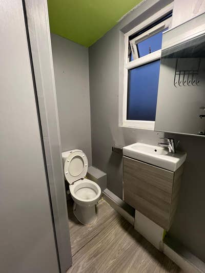 Room to Rent in Eastcote Lane, Harrow (HA2 9BL) Main Photo