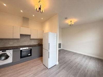 Charming double bedroom in Archway, N19 Main Photo
