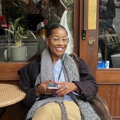 Looking for third Flatmate to buddy up! Main Photo