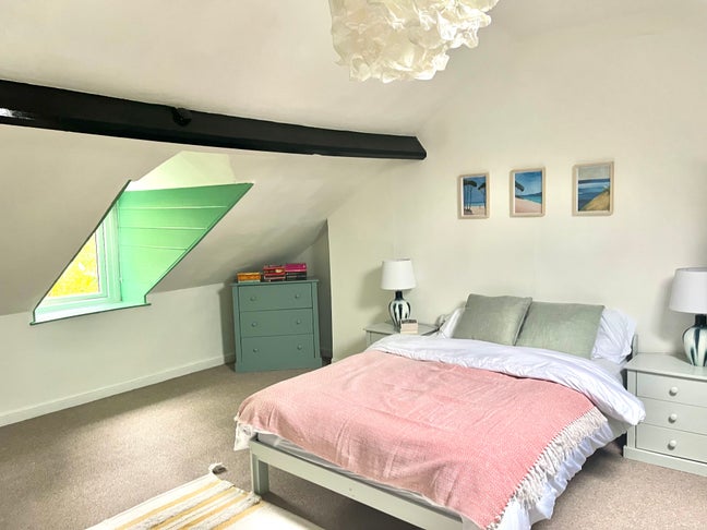 Double Room available in Brixham Seaside Home  Main Photo