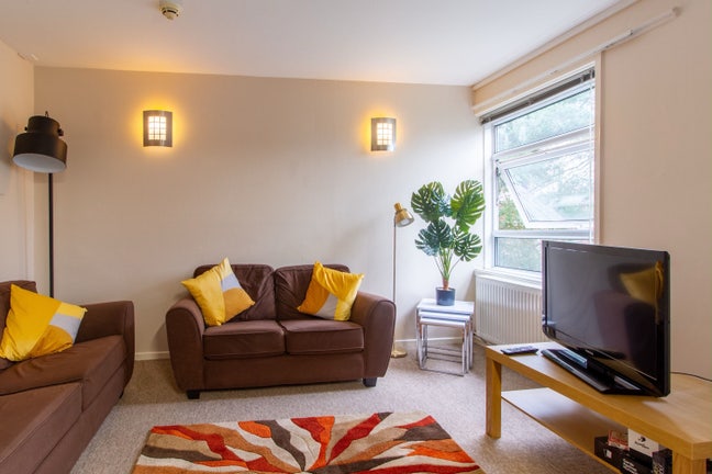 Single Room in Cypress House, Hamstead Campus B20 Main Photo