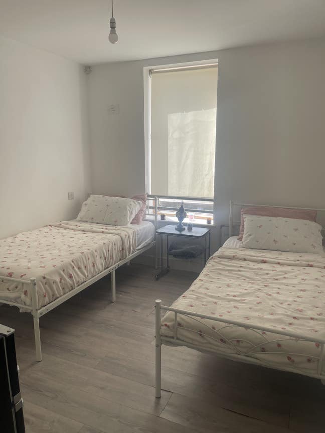 Luxury en-suite room in Hackney for Muslim female Main Photo