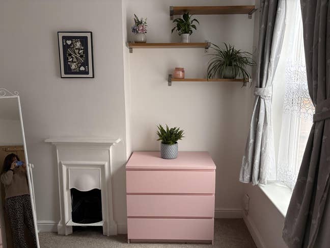 Double room available in two bedroom house  Main Photo