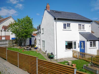 Double Room available in Kingswood. 3 Months. Main Photo