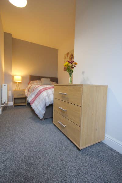  🏡 Ensuite Room | Modern House | Prettygate   Main Photo