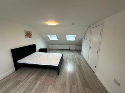 ** En Suite Double Room in Shared Property in Uppe Main Photo