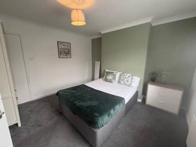 Spacious Double Rooms in Shared House Main Photo