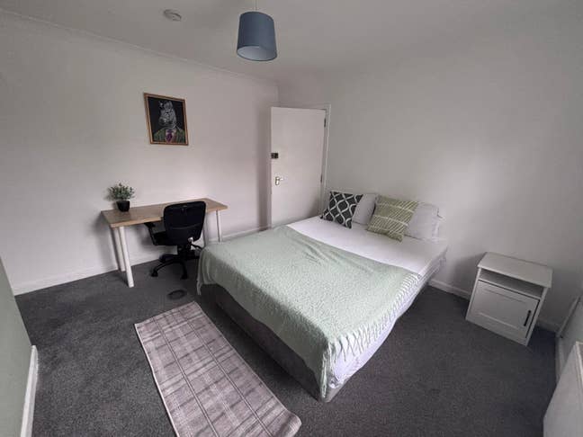 5 Bedroom house in Wallisdown Main Photo