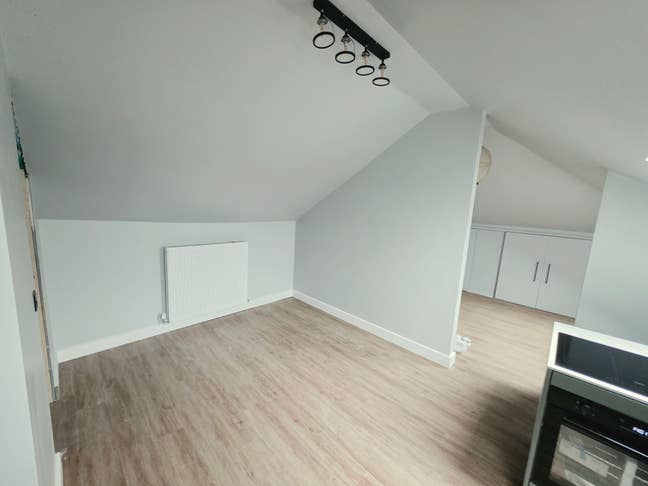 Luxury All-Inclusive 1 Bed Apartment | Town Centre Main Photo