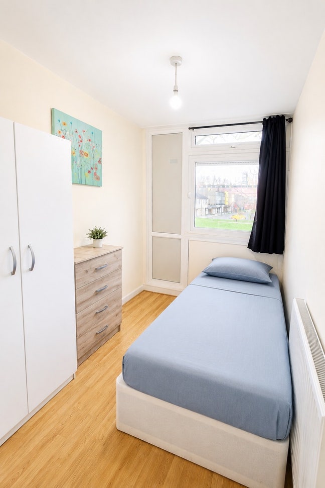 Nice Room in Whitechapel/Shadwell Area**Zone 2** Main Photo