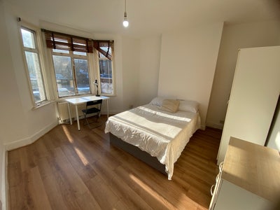 Spacious Double Rooms in Willesden Green Main Photo