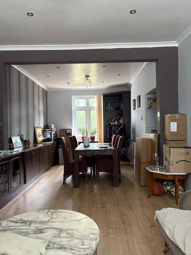 Single room availability  Main Photo
