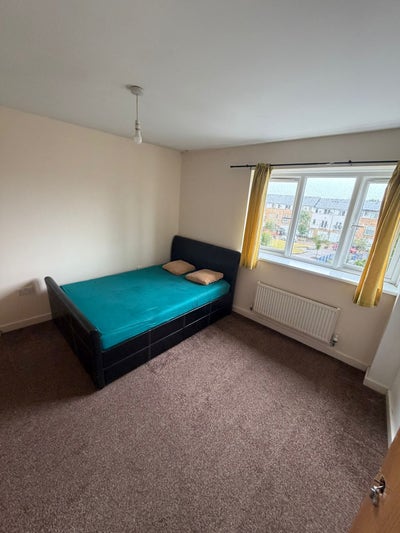 Ensuite Double Room to Let  Main Photo