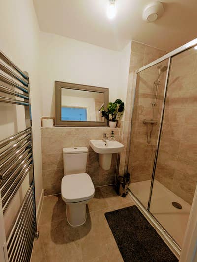Furnished rooms in new built house Main Photo