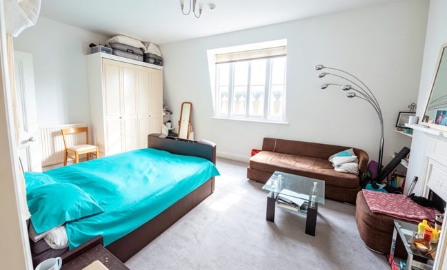 Spacious En-Suite in St-John’s Wood Main Photo