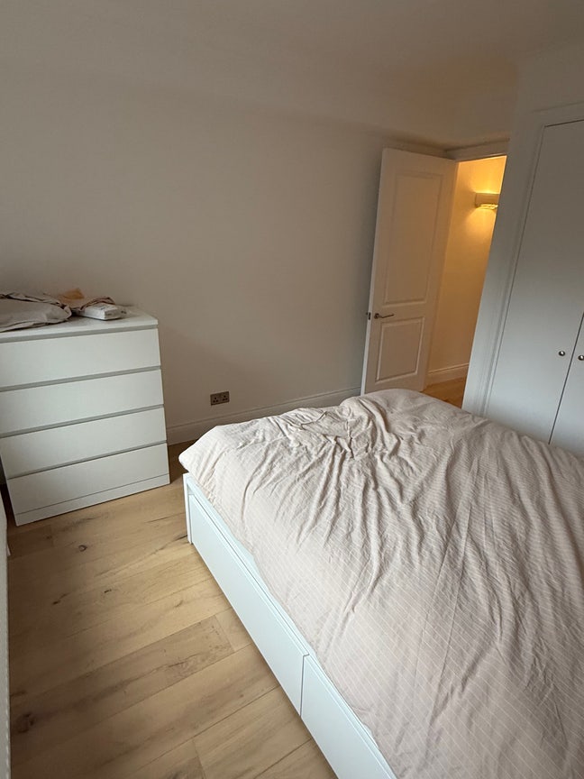 Double room in Putney Main Photo