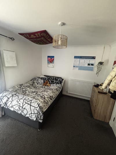Spare Room Available Main Photo