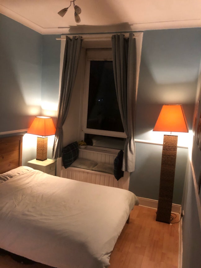 Flat and room in Kinningpark  Main Photo