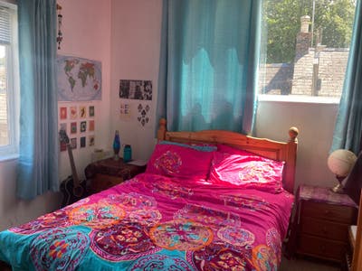 2 Large double rooms in professional house- Penryn Main Photo