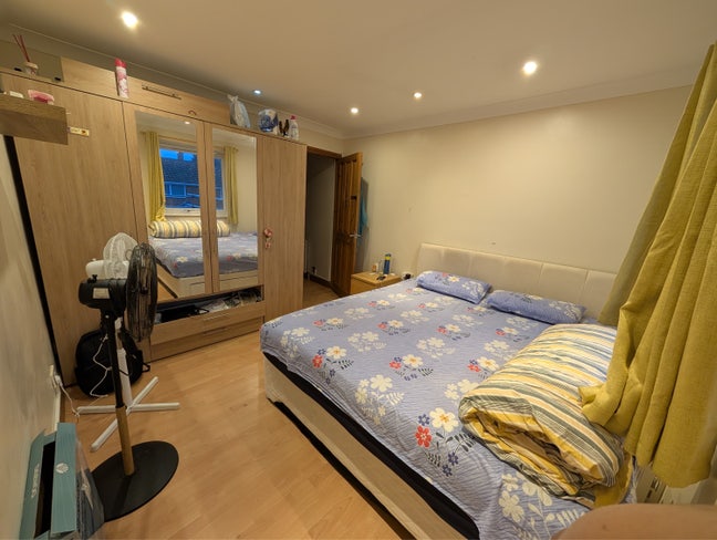 Double room with optional personal bathroom. Main Photo
