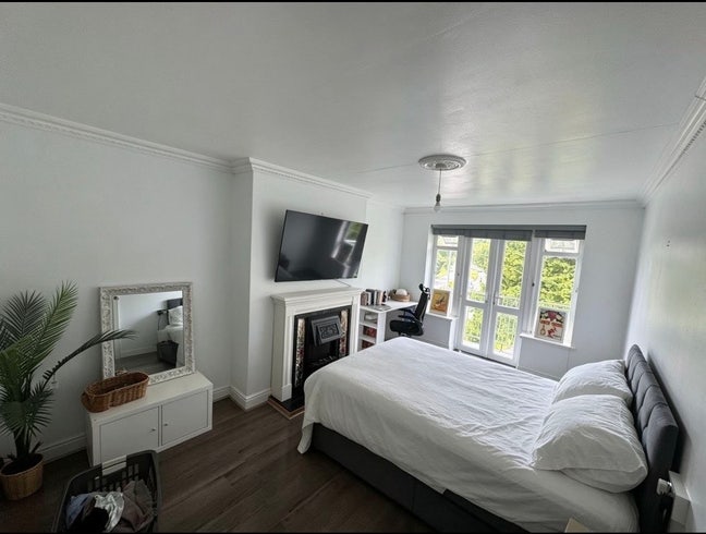  Double room with balcony coldean Brighton  Main Photo