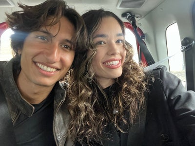 Couple looking for a flatshare/buddy-up Main Photo