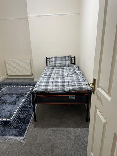 Great value single room available  Main Photo