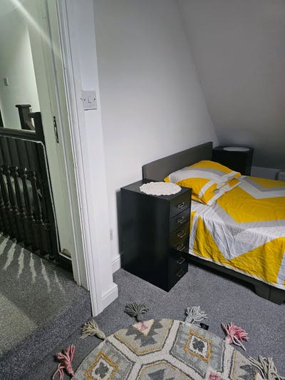 Double bed room Main Photo