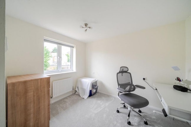Double room with bathroom and parking facility Main Photo