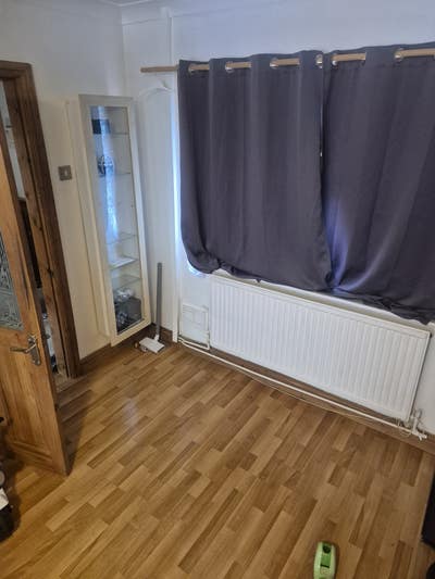 One room available in a 2bedroom house  Main Photo
