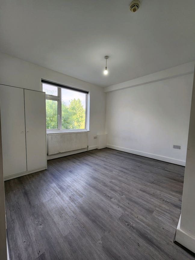 Ensuite rooms available in Wembley! Main Photo