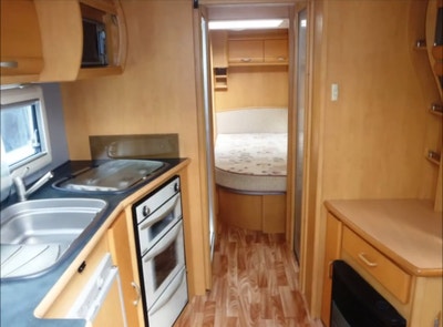 Double Room own dwelling  Main Photo