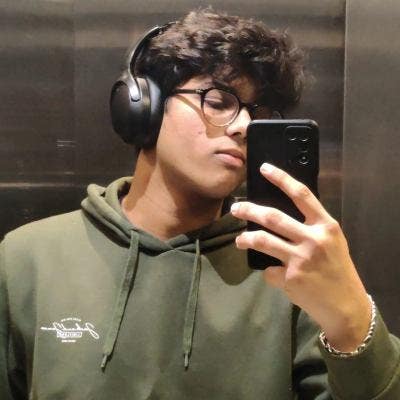 21 year old Male seeks a single or double room Main Photo